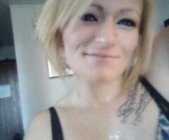 iv been playing with my pussy all day wanna see money make me come - Image 3