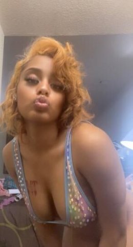 Favorite Brown Skin Sugar Cream Pie 👩🏽‍🦰💄💋❤️ Incalls&Outcalls available NOW - 1