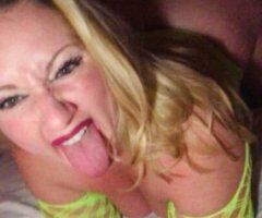 250/350hr Incall ONLY Real Squirter! Bring your Pussy Poncho 😂 - Image 3