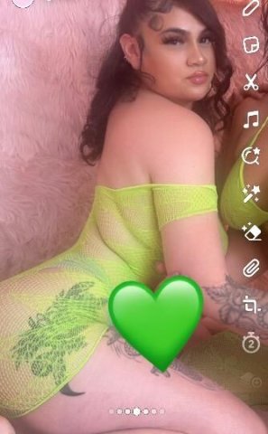 SEXY BUSTY LATINA READY FOR SOME FUN 💋👅 - 1