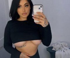 💕 voluptuous Brunette Looking for A Good Time Call Me Im waiting 💕 - Image 5