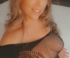 All Natural Italian Beauty 💋 Text Me 😘 - Image 10