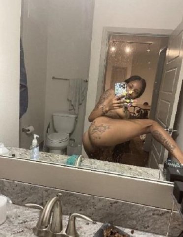 Hot Young Local sexy girl🥂 Incall Outcall & CarFun - Available For 24/7 - 1