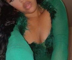 ONLY HERE FOR THE WEEKEND DONT MISS OUT 😘😌 FETISH 👣⛓💳 FRIENDLY - Image 2