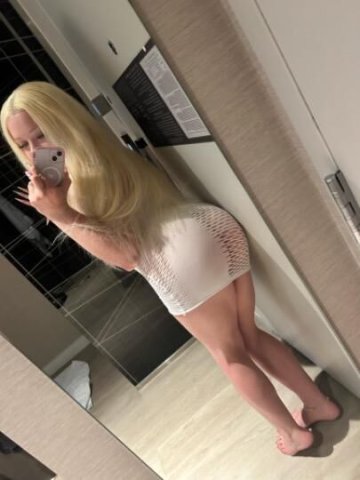 SAN RAFAEL🌹 All Natural Swedish Snowbunny - 1