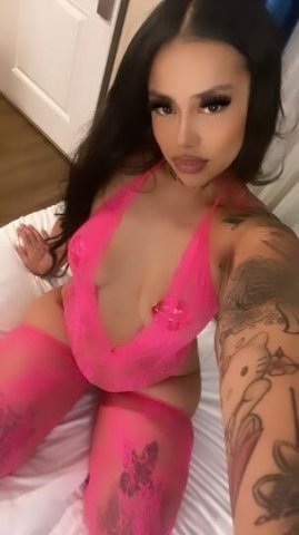 Freaky big booty Latina cutie 🍑💦 Cum enjoy yourself with me 😍 Aim to please 🩷 CORONA INCALL 🩷 - 1