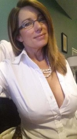 ❤Horny✨Queen Hott Sexy MoM😍Available Forr💘Hotel 🏨Motel 🏡House 📞Incall/Outcall❤ Available 24/7 - 1