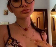 Salem escorts - 💋🤪Young sexy girl💕Exotic And Erotic Fun With 💕wanna Fuck me🌹💋Available🚗Car Fun🚗 Incall/Outcall💋