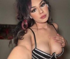 sexy latina cardates - Image 3