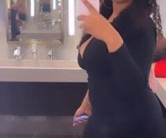 wet , tight & juicy 😝 - Image 3