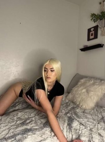 two girl special 🤩💦super soaker🌊🍒 &Outcalls avalible 🤙 water works available exotic doll 😍pretty 😇😍 - 1