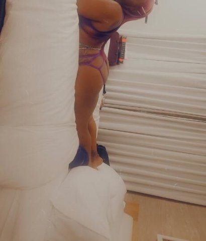 🦋🧚🏾✨😁FUCK THE BADDEST 😃💕🫣🤯WET HAIRY CLEAN PUSSY!!! MASSAGES AVAILABLE - 1