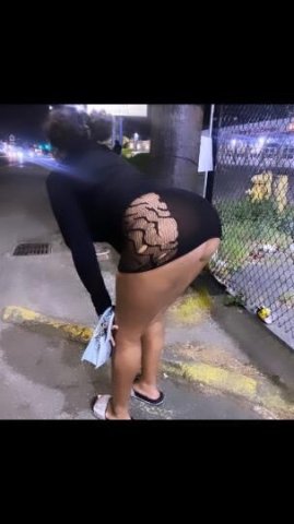 🗣THICK QUEEN💦🤤❗WEEKDAY SPECIALS❗SWEET 🍑 A D D I C T I O N🤤 - 1