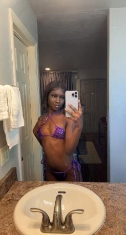 ✨💋👅Theres A Party In My Pants And You're Invited! Cum Enjoy Sum Wett, Tight, Pussy Baby And Party With Me💦💋🍫 - 1