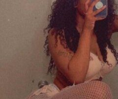 Atlanta escorts - 80 qv special Petite Blonde ebony WET AND WILD