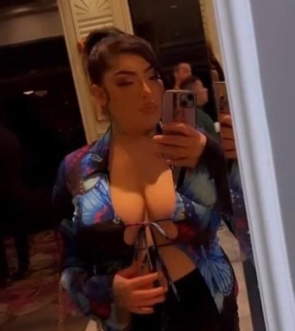 LETS PLAYYY 💦💦🍒🍒 - 1
