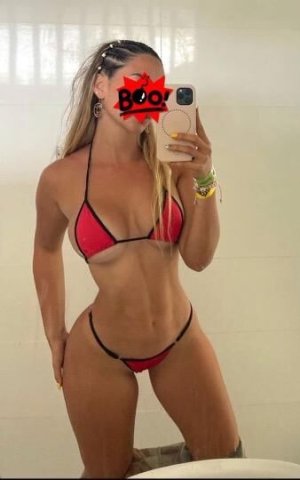 latina very friendly - 1
