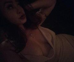 come inside....its warm in here. - Image 2