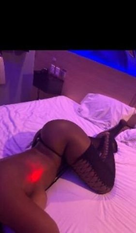 Super Freak 👅 - 1
