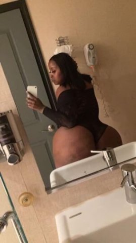 Juicy 💦Booty🍑 NIKki!!! AVailable 😜💦 - 1