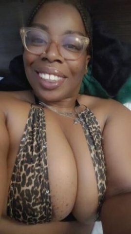 START THE WEEK OFF RIGHT🍃 COME RELAX AND CATCH THE VIBES WITH ME🍃 AVAILABLE FOR YOUR ENJOYMENT 🥴 - 1