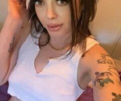 car play🚗💕 inglewood car play only back in town for the night 💕🥰 - Image 8