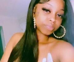 Cum See Me bby 🍭💦Deep-throating pro come feel my tight grip Squirter💦 👅 super wet walls 💦 2 gurl special 👯♀ - Image 2