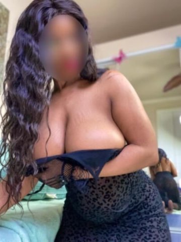 Busty Bubbly Girlfriend Experience - 1