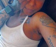 Houston escorts - Rainny. day. 2 pop special. returner. 80. qv