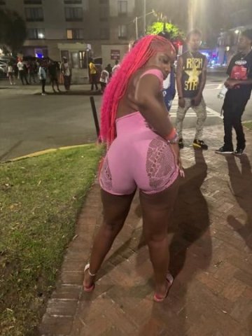 BIG BOOTY $130QV $150HHR OUTCALLS - 1