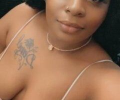 Prettyyy Thickkk Goddess Super Squirter💦 - Image 5