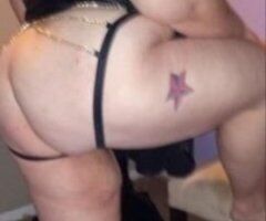 Houston escorts - bbw with natural ginger hair/green eyes