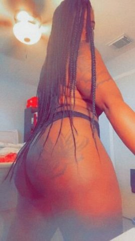 Sexy Black throw dat pussy back BJ Special all Night - 1