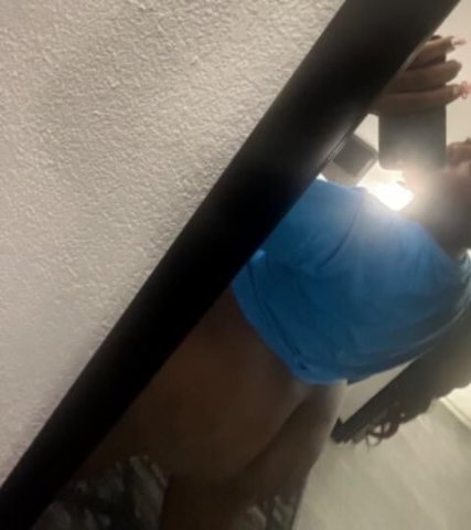 Mrs.Make The Dick disappear Facetime and imesaage to book only - 1