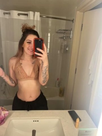 Get Wet With Tiffany 💦💦 - 1