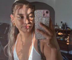 Sexy Thick Asian/ Latina Mix Back in Town for 2 DAYS ONLY 💕😍💋 - Image 3