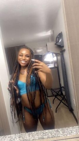 Im Back Baby 😮‍💨 contact me for some wet pussy and great sloppy head 🥂 - 1