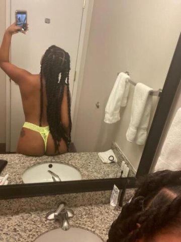 laura - 1