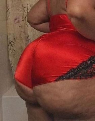 Big Soft Round Azz 👅😛💋💋💋💋Tight 💦💦💦kitty - 1