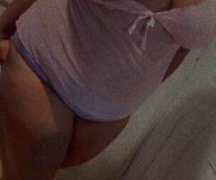 WHO'S TRYNA COMEE PLAYYY! 😝💦 - Image 4