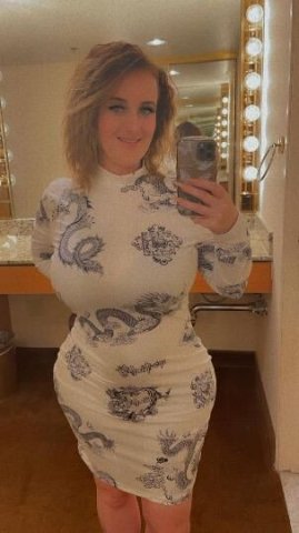 💦💦miss booty finally back and ready 😉 with a girlfriend - 1