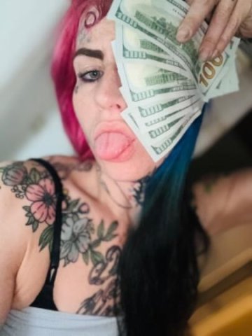 SQUIRT QUEEN ITS MY BDAY WEEKEND - 1