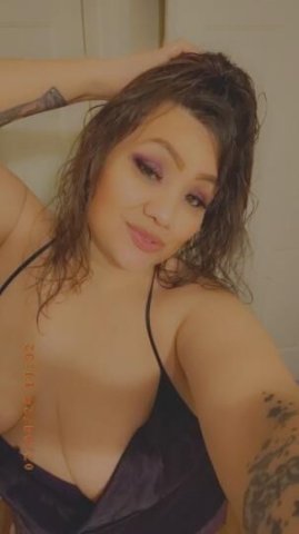 Hey I'm offering gas money and a hour of service to get me out this dry ass town to Glendale Az let me know if you help me out - 1