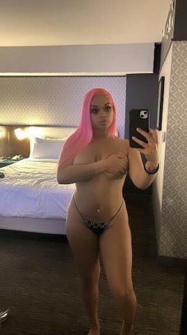 Mrs.Pretty Eyes 😍 2 GIRLS AVAILABLE - 1