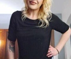 Colorado Springs escorts - Cum show me some love while i give you a toe curling experience. :)