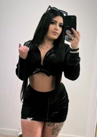 hola papi aqui esta tu rica latina activa 24/7 - 1