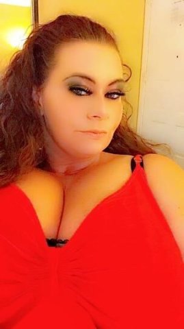 chubby cali girl in town - 1