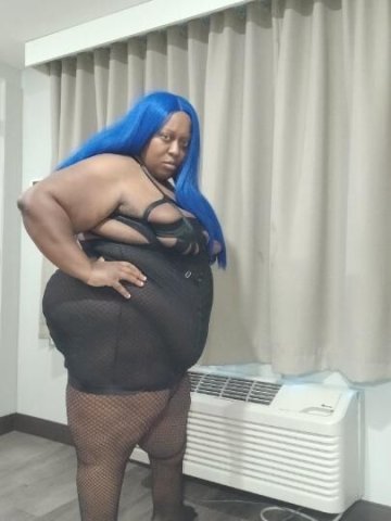CAPITAL HEIGHTS MD📍(READ ENTIRE AD BEFORE CONTACING ME!!!!) INCALLS👅💦 BIG BOOTY AND BIG BOOBIES💦👅 IM THE PERFECT TREAT 4U!! AVAILABLE NOW!!! SEXY BBW - 1