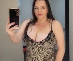 Houston escorts - Big Titty Snow Bunny Ready 2 Plaaayyyy