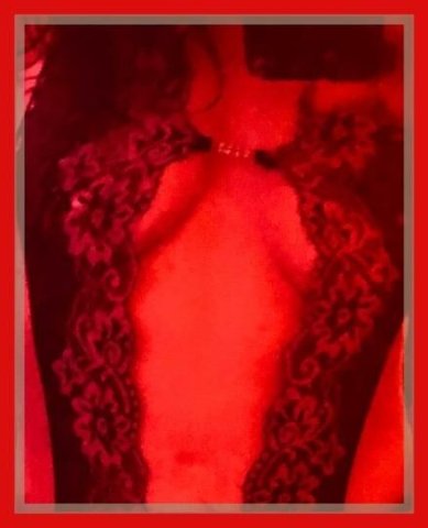 SEXY READHEAD SMOKIN HOT BODY...IN CALL AND OUT CALLS AVAILABLE!! SEXY HOT HIGHLY REVIEWED PROVIDER!! HOUR AND HHR APPOINTMENTS AVAILABLE!! CALL OR TEXT ME NOW!! - 1